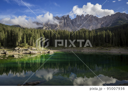 Lago di Carezza 95007936