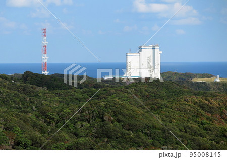 種子島宇宙センター:大崎射場の大型ロケット組立棟 種子島宇宙センター:大崎射場の大型ロケット組立棟 95008145