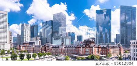 《東京都》東京駅・丸の内ビジネス街 《東京都》東京駅・丸の内ビジネス街 95012004