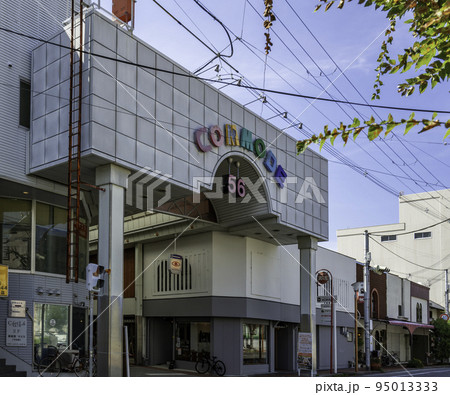 洲本の町並み コモード56商店街 兵庫県洲本市 洲本の町並み コモード56商店街 兵庫県洲本市 95013333