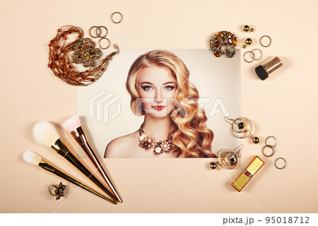 Fashion lady accessories collage 95018712