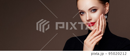 Beautiful woman face with perfect makeup Beautiful woman face with perfect makeup 95020212