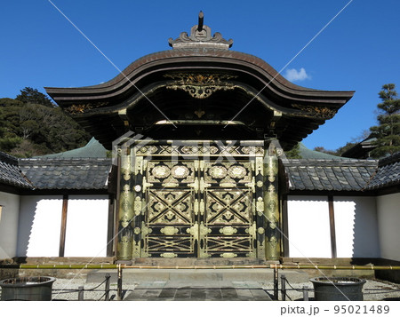 鎌倉市の建長寺にある唐門 鎌倉市の建長寺にある唐門 95021489