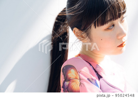 スポーツファッションのビューティーイメージ スポーツファッションのビューティーイメージ 95024548