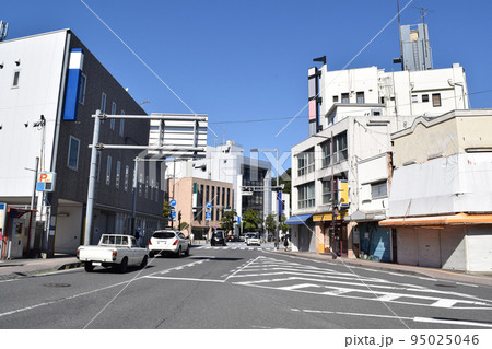 神奈川県 逗子市街地の街並み 95025046
