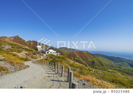 那須岳（茶臼岳）　那須ロープウェイ山頂駅【栃木県・那須塩原市】 95025486