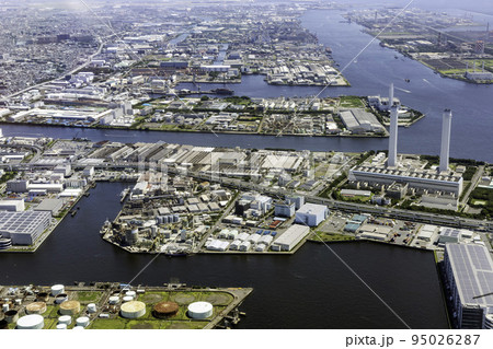 横浜火力発電所付近を空撮 横浜火力発電所付近を空撮 95026287