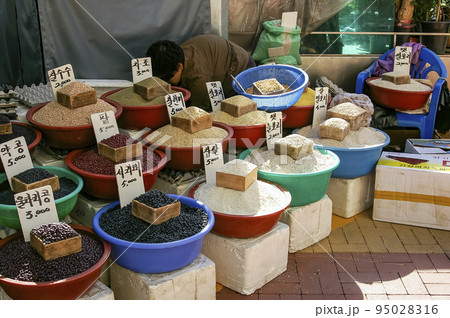 風景 穀物 食べ物 95028316