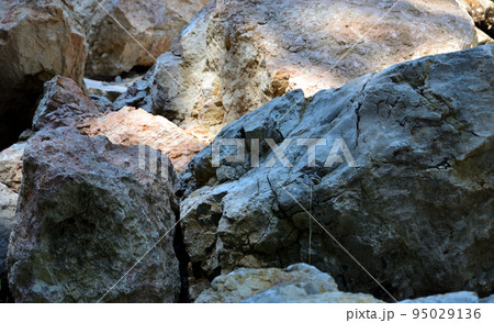 The colors of the rocks 95029136