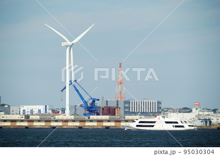 横浜港の風景 95030304