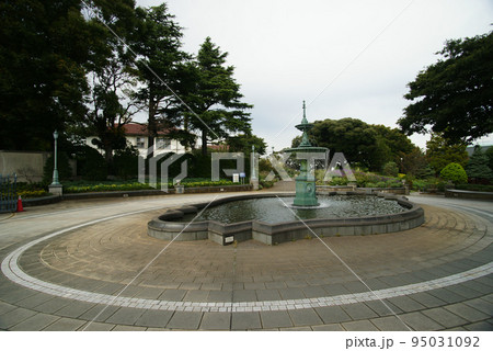 港の見える丘公園　噴水広場 95031092