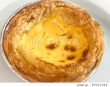 マカオ名物のデザート・蛋挞（エッグタルト） 95032169