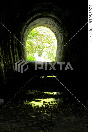 福知山線廃線敷　トンネル 95032976