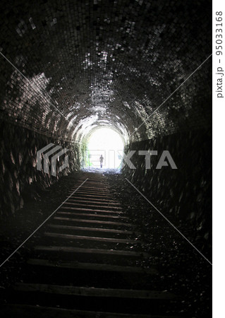 福知山線廃線敷　トンネル 95033168