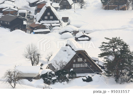 豪雪・重文和田家住宅・白川郷荻町合掌集落【岐阜県大野郡白川村】 95033557