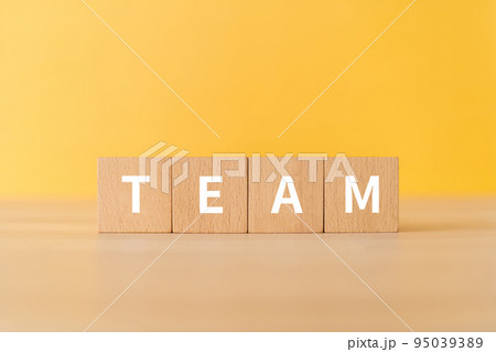 TEAMと書かれたブロック 95039389