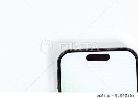 スマートフォンの買い替えと肥大化するカメラ 95040368