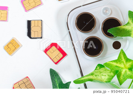 スマートフォンの買い替えと肥大化するカメラ 95040721