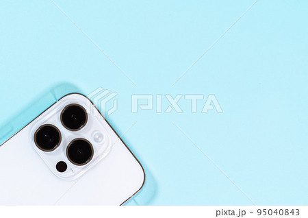 スマートフォンの買い替えと肥大化するカメラ スマートフォンの買い替えと肥大化するカメラ 95040843