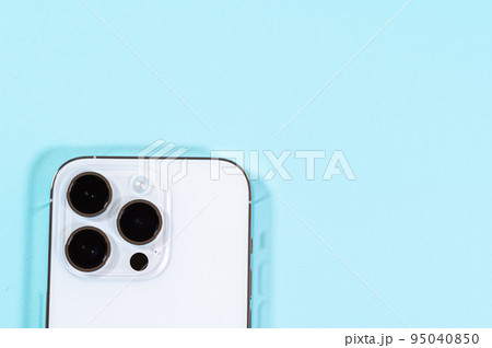 スマートフォンの買い替えと肥大化するカメラ スマートフォンの買い替えと肥大化するカメラ 95040850