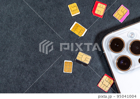 スマートフォンの買い替えと肥大化するカメラ 95041004