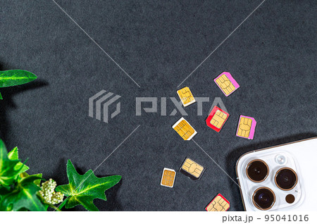 スマートフォンの買い替えと肥大化するカメラ 95041016