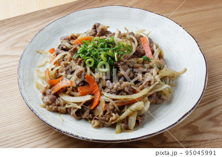 韓国プルコギ　牛肉料理 95045991