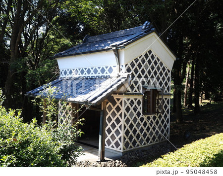 静岡県　なまこ壁の蔵　10月 95048458