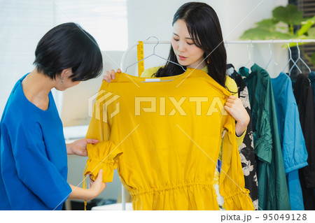 アパレル　デザイン会社　　 95049128
