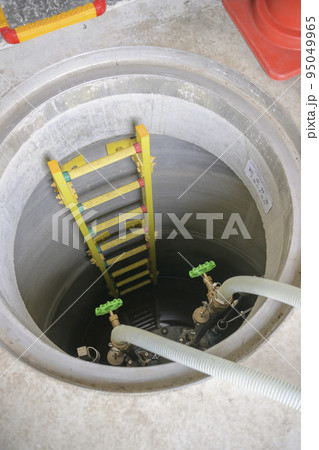 緊急貯水槽給水所内部の様子 緊急貯水槽給水所内部の様子 95049965