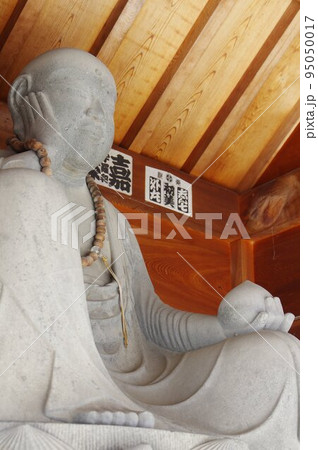 信州の文化財　名工　守屋貞治の石仏　木曽　長福寺のか羅陀山地蔵大菩薩 95050017
