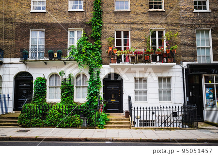 ロンドンの住宅 95051457