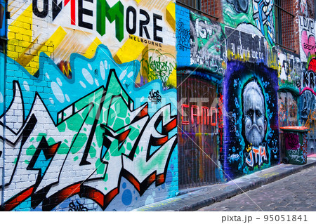 Street art - Melbourne 95051841