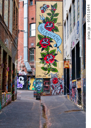 Street art - Melbourne 95051844