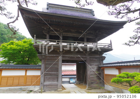 信州の文化財 玉林院山門兼鐘楼 江戸時代の1766年建造 棟札など資料がよく残る 信州の文化財 玉林院山門兼鐘楼 江戸時代の1766年建造 棟札など資料がよく残る 95052136