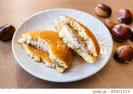 モンブラン生どら焼き モンブラン生どら焼き 95052224