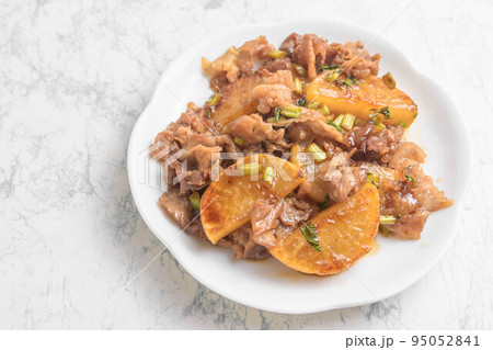 豚肉と大根の照り焼き 95052841