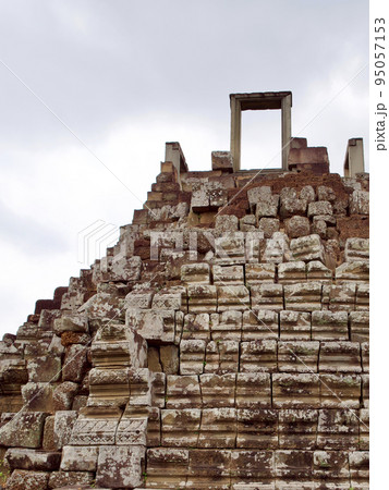 Architecture of ancient temple complex Angkor, Siem Reap Architecture of ancient temple complex Angkor, Siem Reap 95057153