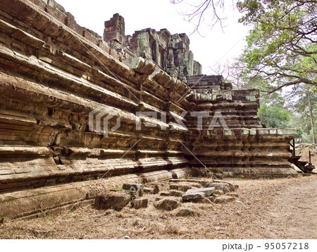 Architecture of ancient temple complex Angkor, Siem Reap Architecture of ancient temple complex Angkor, Siem Reap 95057218