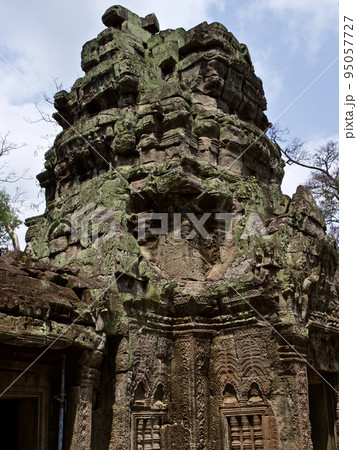 Architecture of ancient temple complex Angkor, Siem Reap Architecture of ancient temple complex Angkor, Siem Reap 95057727