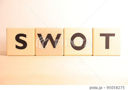 SWOT(スウォット)分析のイメージ(文字・アルファベットテキスト) SWOT(スウォット)分析のイメージ(文字・アルファベットテキスト) 95058275