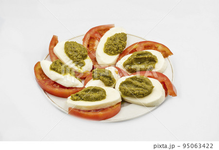 Caprese salad Caprese salad 95063422