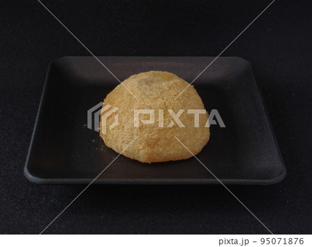 黄粉おはぎ 黄粉おはぎ 95071876
