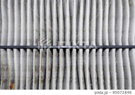 自動車エンジン(ガソリン)のエアクリーナー交換（2年：2万㎞使用） 95072846