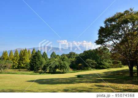 南阿蘇イメージ風景 阿蘇五岳 阿蘇カルデラ風景 熊本県阿蘇郡南阿蘇村 南阿蘇イメージ風景 阿蘇五岳 阿蘇カルデラ風景 熊本県阿蘇郡南阿蘇村 95074568