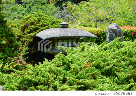勧修寺 勧修寺灯篭(京都市山科区) 勧修寺 勧修寺灯篭(京都市山科区) 95076962