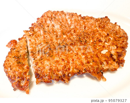 台湾B級グルメ・炸排骨（豚スペアリブの唐揚げ） 95079327