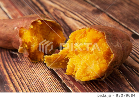 安納芋の焼き芋 95079684