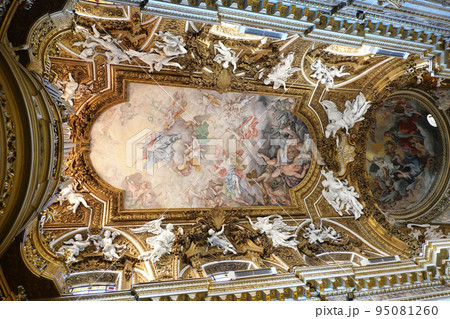 サンタ・マリア・デッラ・ヴィットリア教会(ローマ) サンタ・マリア・デッラ・ヴィットリア教会(ローマ) 95081260