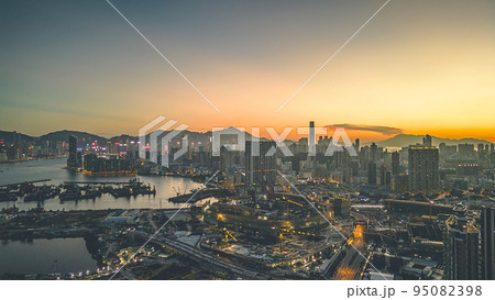 a twilight at kowloon , hong kong 3 May 2022 a twilight at kowloon , hong kong 3 May 2022 95082398